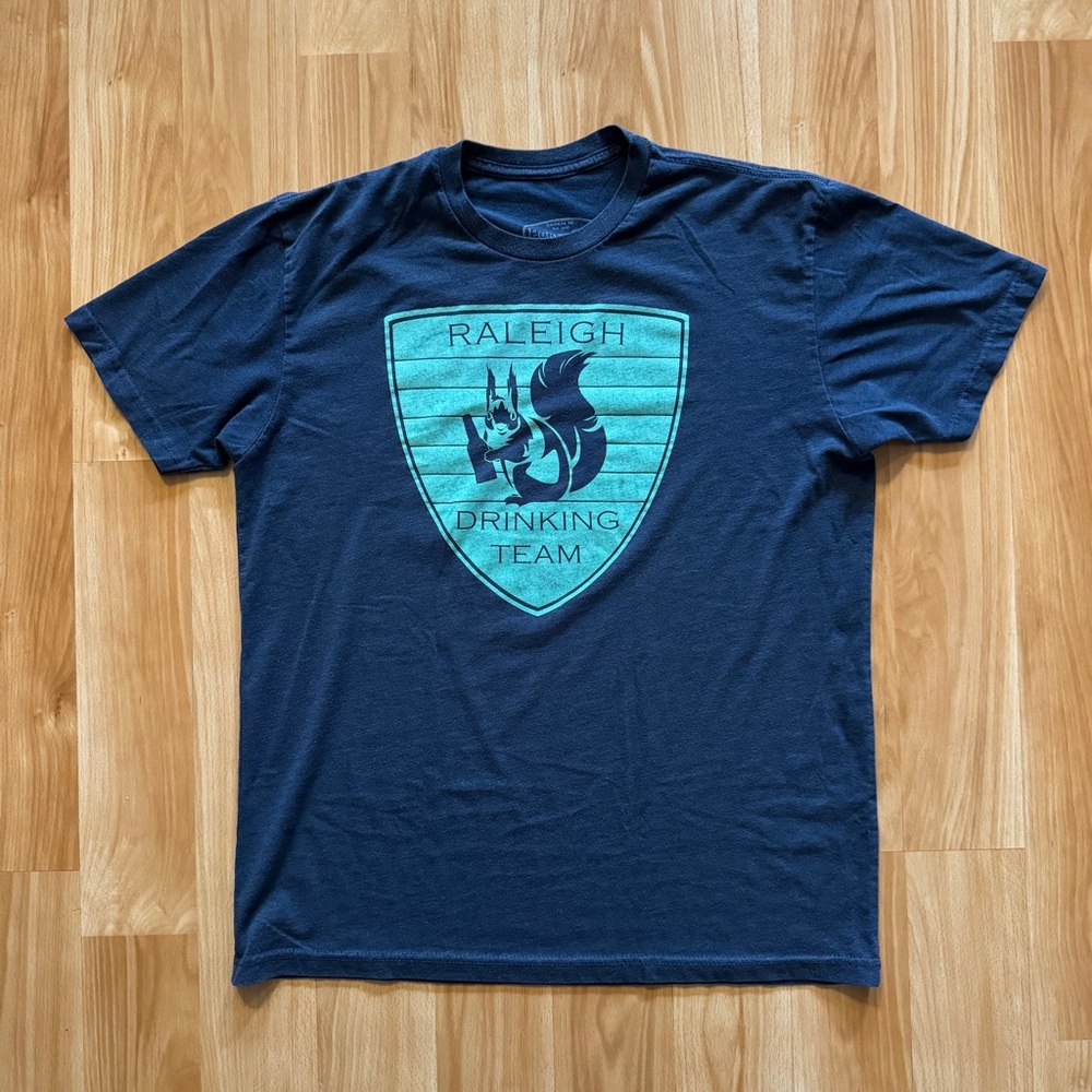 Raleigh Drinking Team Tee T Shirt- Men’s Medium